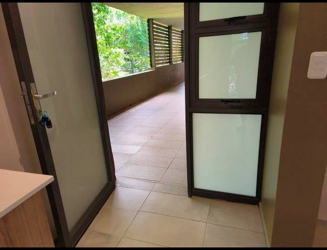 2 BEDROOM APARTMENT FOR SALE IN MENLO PARK